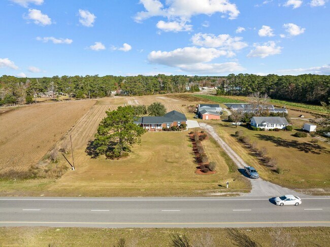 Building Photo - 4015 Freedom Way