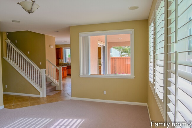 Building Photo - 1167 Vista Pointe Blvd