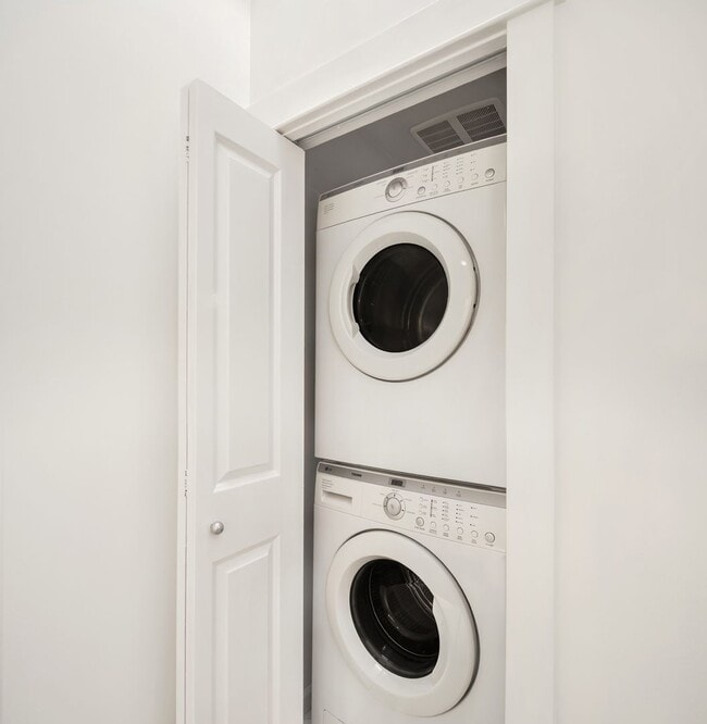 Building Photo - A Quiet Retreat with Parking, Patio, and City Proximity