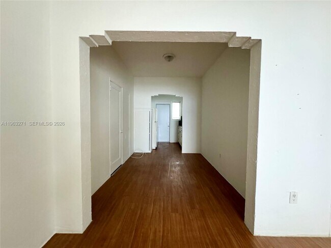 Building Photo - 6830 Harding Ave