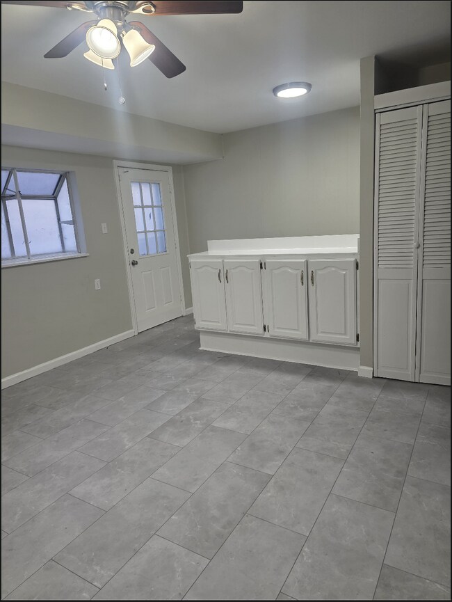 Building Photo - Beautiful 4-Bedroom Home for Rent in St. Louis – $1,800/Month