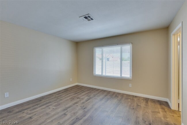 Building Photo - 4658 Belshire Dr