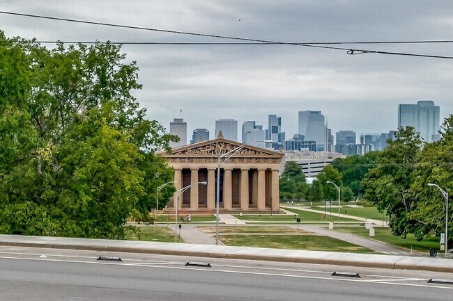 Building Photo - 2905 Parthenon Ave