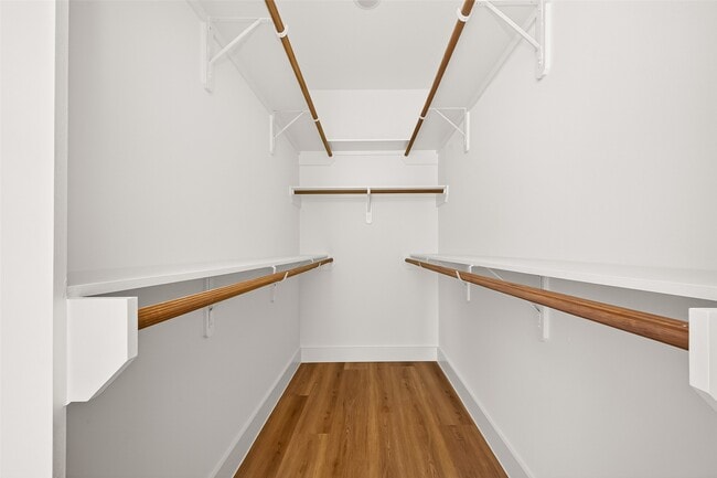 Building Photo - 7422 Maxroy St