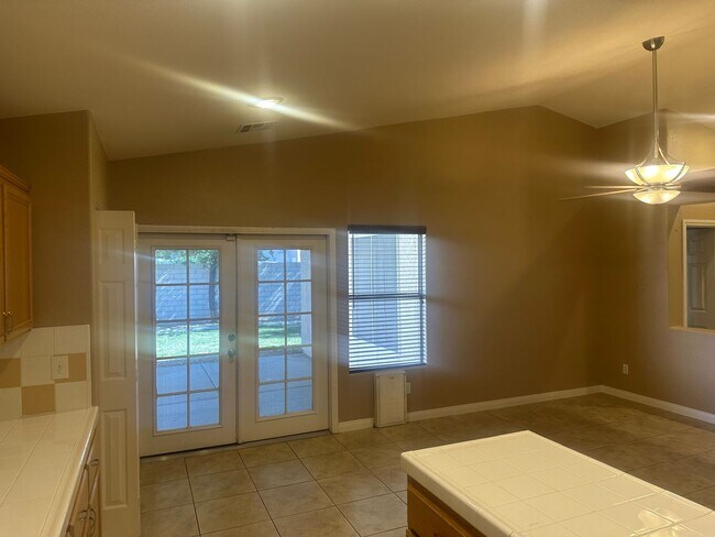 Building Photo - NW!! Single Story Home!! No Carpet!! Pot S...