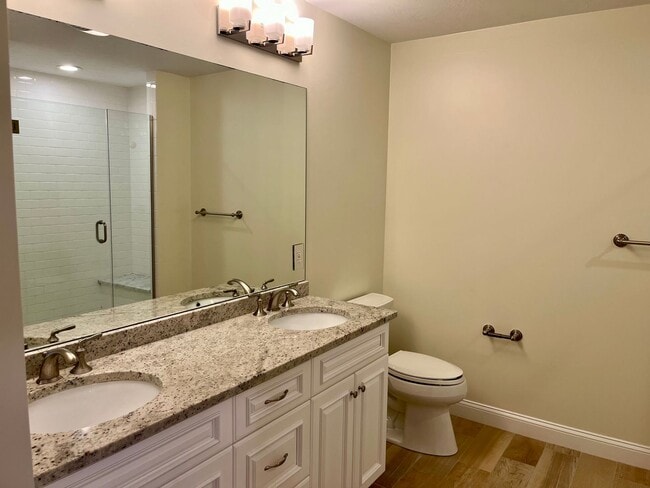 Building Photo - 41 Dexter Rd