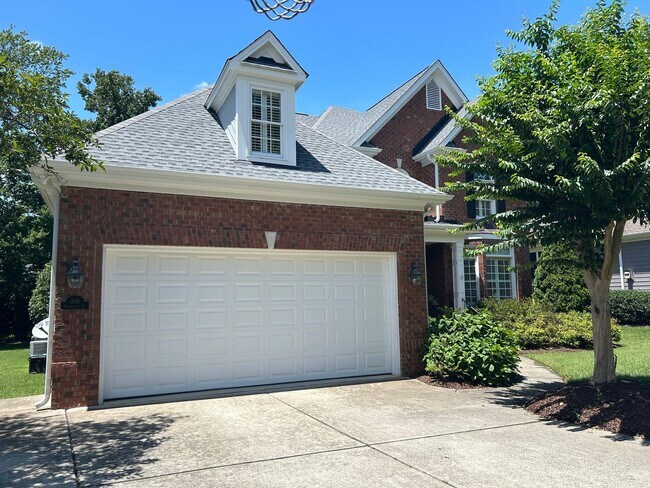 Building Photo - 4 Bed | 2.5 Bath House in Morrisville with...