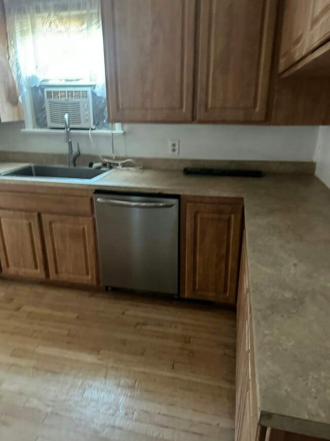 Building Photo - 99 S Lamar St