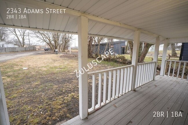 Building Photo - 2343 Adams St