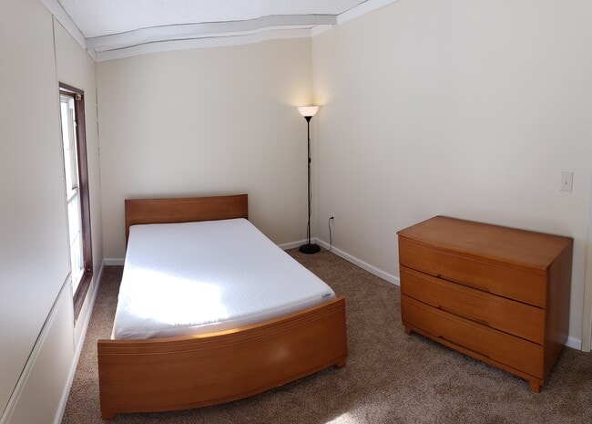 Bedroom - 140 Hoag Cross Rd