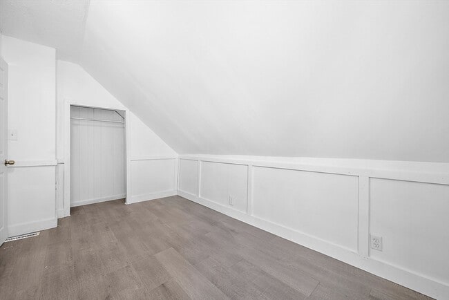 Building Photo - 86 Jackson Ave