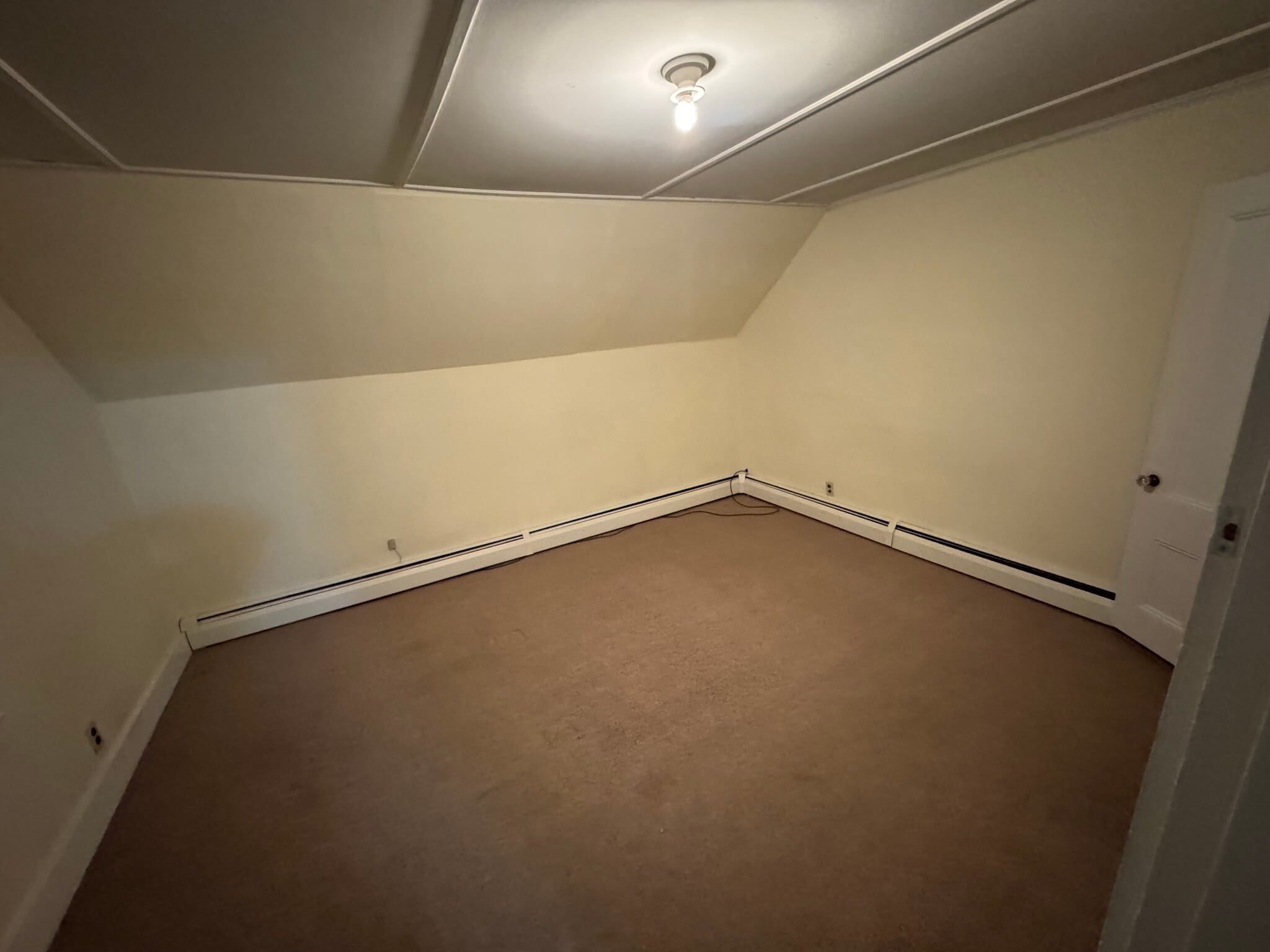 Building Photo - 48 Clinton Ave