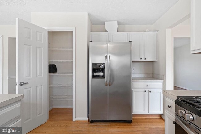 Building Photo - 21443 Hillary Ct