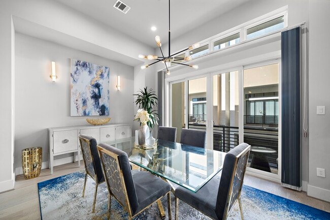 Building Photo - 3513 Hutchins St