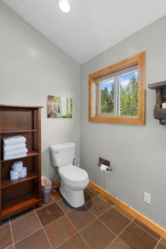 Building Photo - Luxury A-Frame Cabin in Columbia Falls — N...