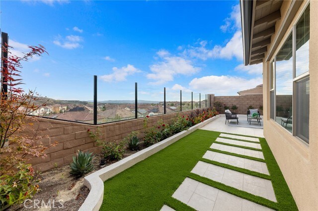 Building Photo - 206 Collino