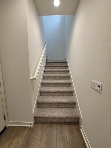 to 1st floor - 328 Lagoon Way