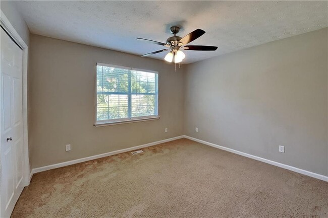 Building Photo - 4504 Rushing Wind Ct
