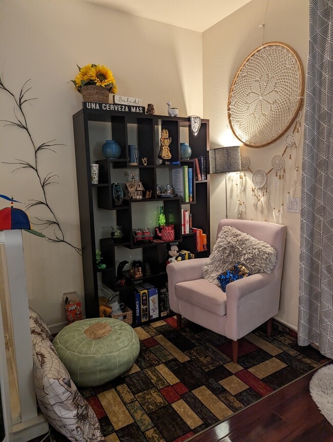 Building Photo - 764 Grandview Ter