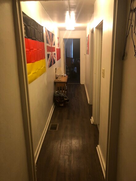 Building Photo - 3209 Ward St