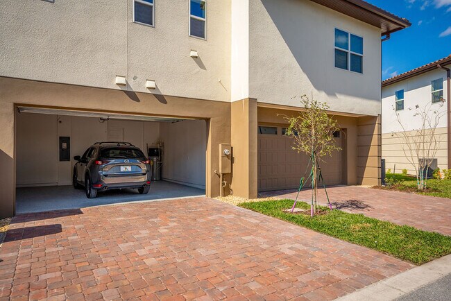 Building Photo - 9814 Bucklow Hill Dr