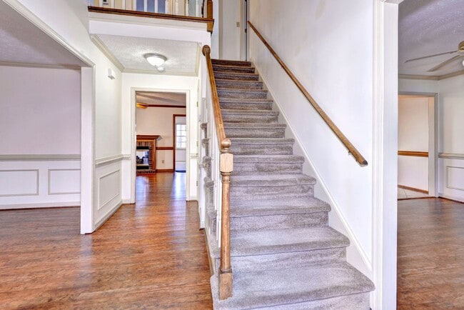 Building Photo - 411 Willards Way