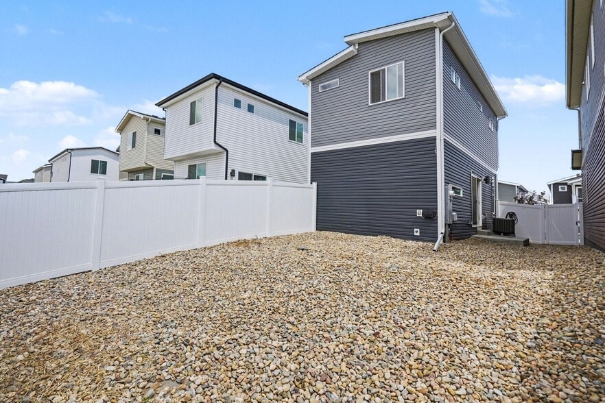 Building Photo - 5059 N Walden Wy