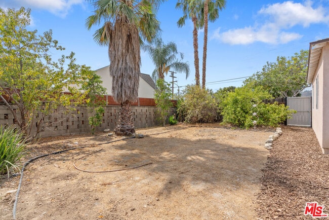 Building Photo - 2018 Forest Ave