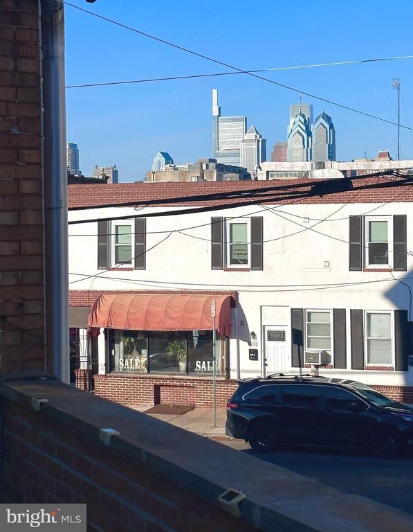 Building Photo - 1501 S 12th St