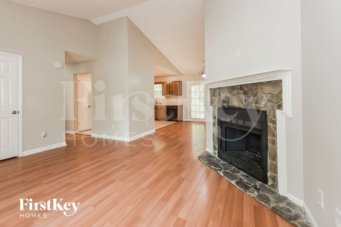 Building Photo - 660 Cranberry Trail