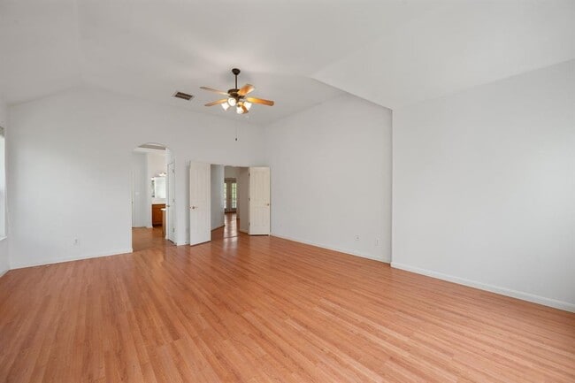 Building Photo - 6920 Larue Belle Cove