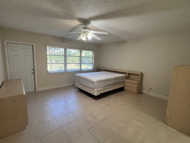 Building Photo - 14404 Canalview Dr