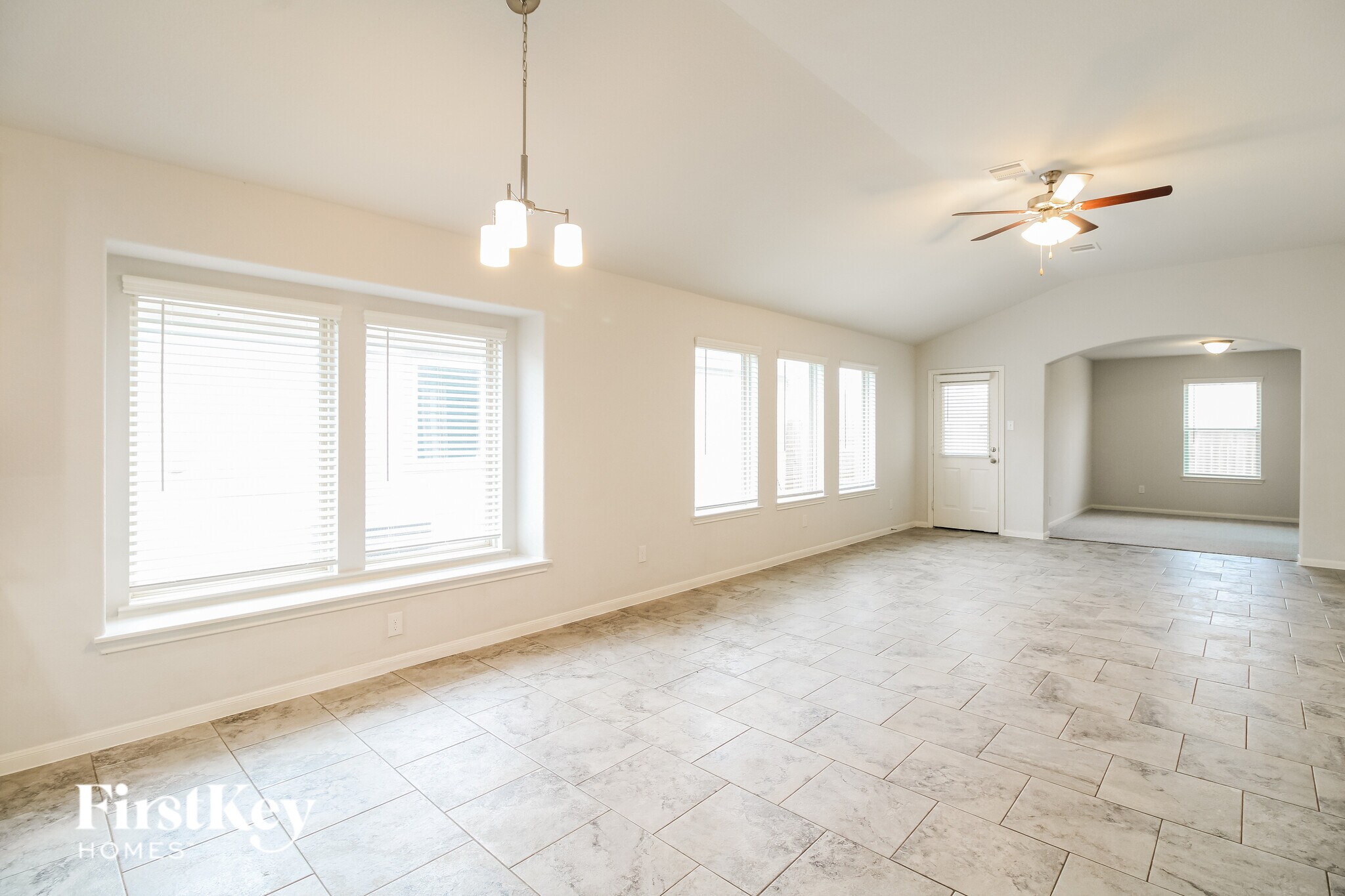 Building Photo - 723 Norwalk Dr