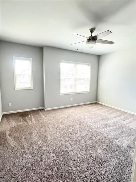 Building Photo - 2300 Ivy Birch Ln