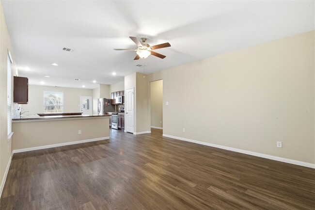 Building Photo - 24714 Scarlatti Cantata Dr