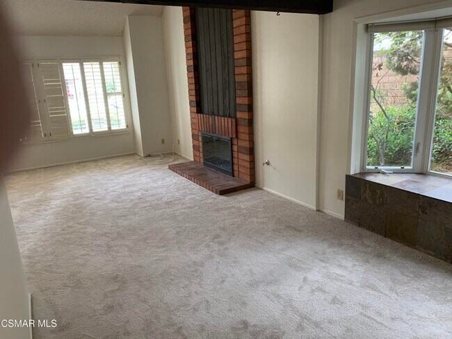 Building Photo - 1774 Alderwood Pl