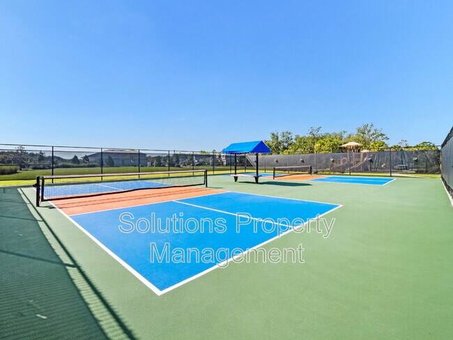 Building Photo - 2192 Vinifera Dr