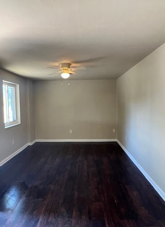 Building Photo - 1518 Chartiers Ave