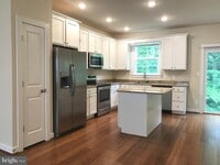 Building Photo - 80 Andrews Pl