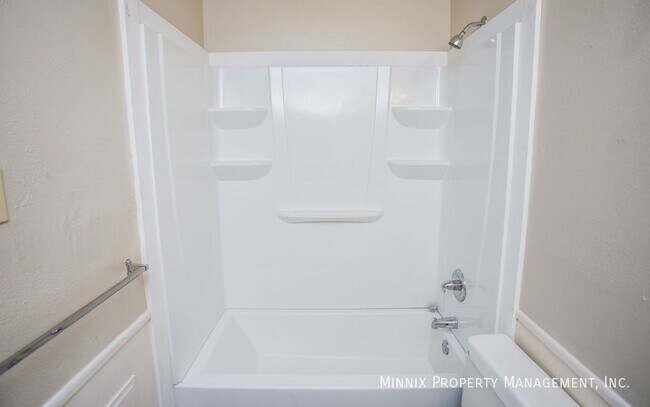 Building Photo - 4804 53rd St