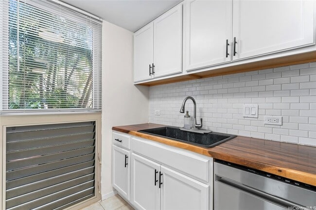 Building Photo - 68-90 Au Street Unit 102