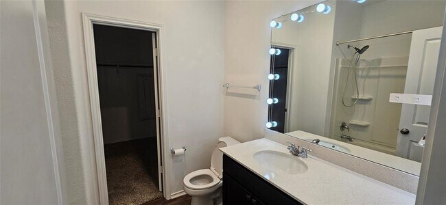 Building Photo - 325 Geode Glen