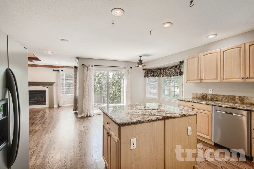 Building Photo - 15812 Crestrock Cir