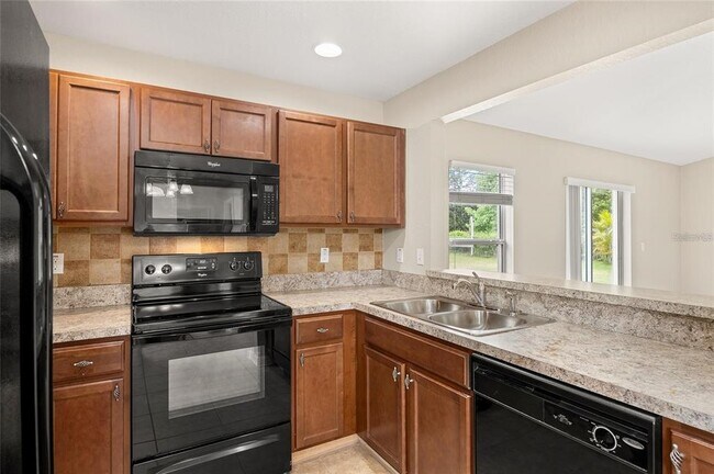Building Photo - 5646 Great Egret Dr
