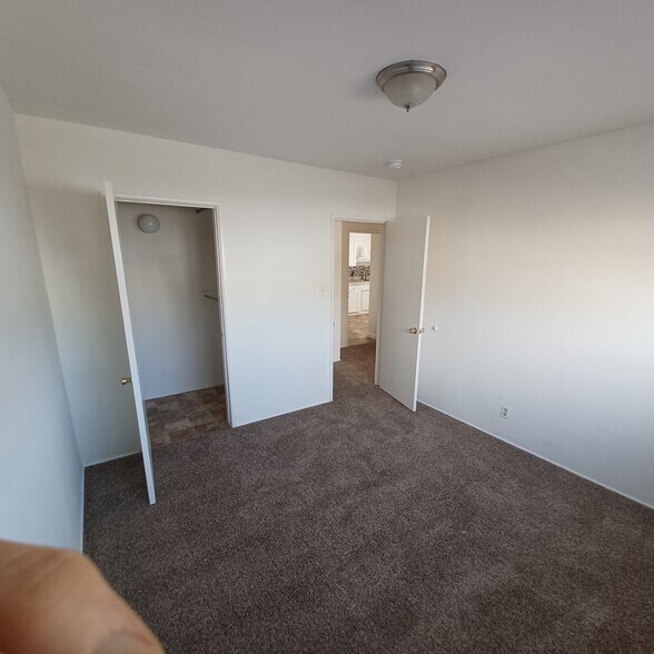 Bedroom 2 - 1300 Manhattan Beach Blvd
