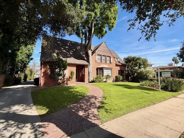 Building Photo - 1428 Oak St