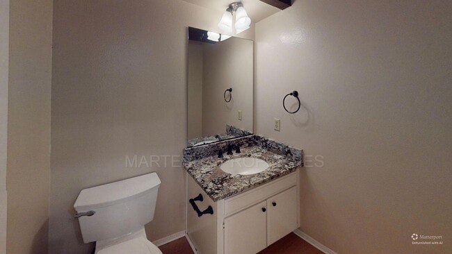 Building Photo - 3 Bed/2.5 Bath Townhome In Eastside Costa ...