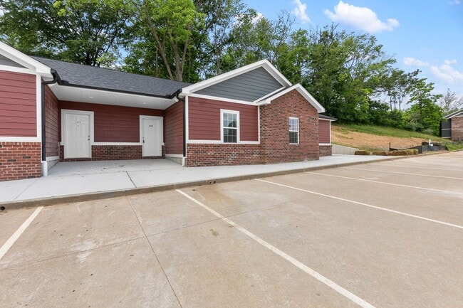 Building Photo - Bertling 1112 11