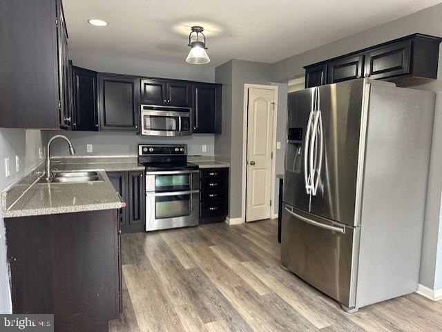 Building Photo - 6402 Creekbend Dr