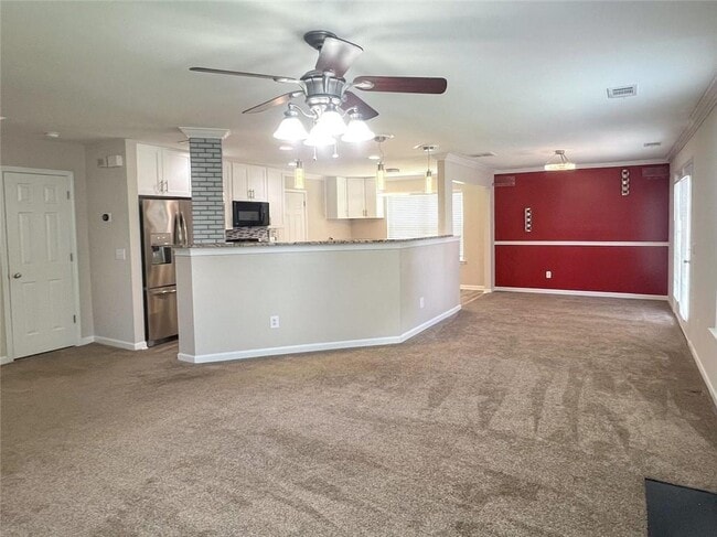 Building Photo - 585 Sable View Ln